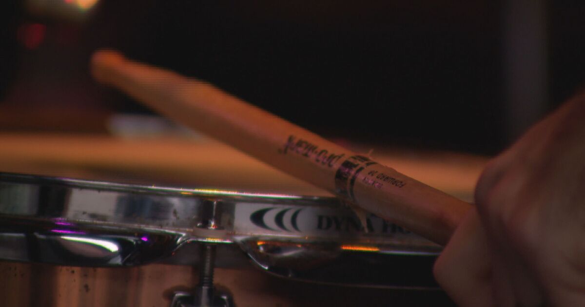 Country music faces an AI revolution as an artificial song tops Billboard charts