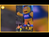 ‘GMA’ mascot shines in Philadelphia Thanksgiving Day Parade