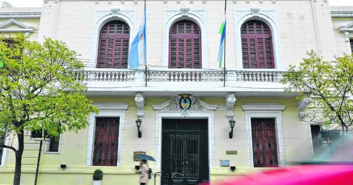 Río Negro: Suman 513 empleados públicos sancionados por incumplimientos