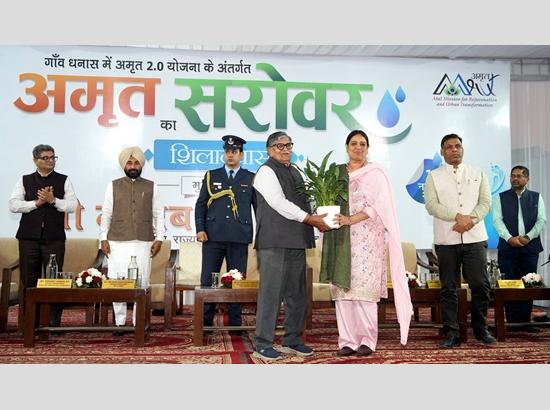 Punjab Governor Kataria lays foundation stone for revitalization of Dhanas Amrit Sarovar Photo Source: Babushahi Bureau [ FULL VIEW ]