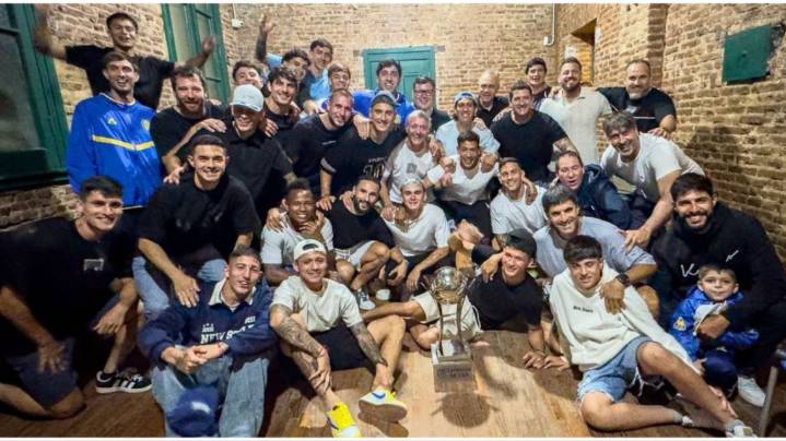 Rosario Central celebró su nuevo campeonato: bajo la lluvia, miles de hinchas festejaron el título