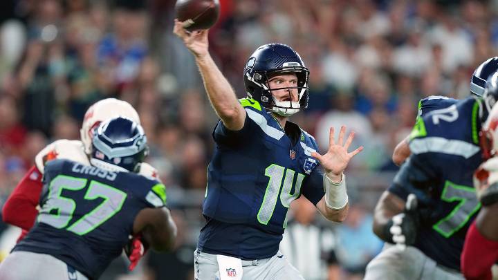Seahawks’ offense reaches heights not seen since 2015 in dominant Cardinals win