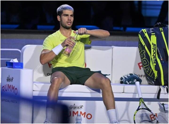 Golpe para España en la Copa Davis: Carlos Alcaraz confirmó su baja por lesión y Argentina mira de reojo
