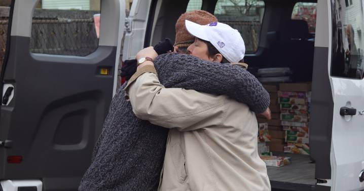 Bridgeport pastor calls for SNAP help