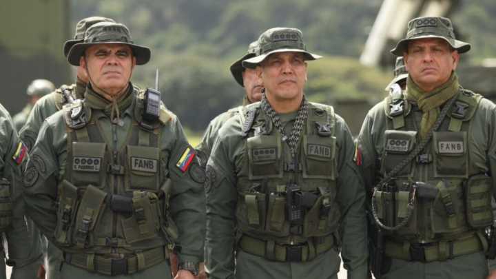 "A las fuerzas militares de EE. UU. las están usando como mercenarios", advirtió Padrino López