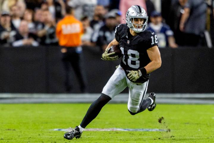 Raiders rookie draft class seeing few snaps under coach Pete Carroll