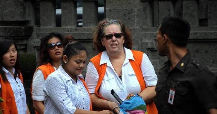 Drugs mule death row gran Lindsay Sandiford to fly home from Bali