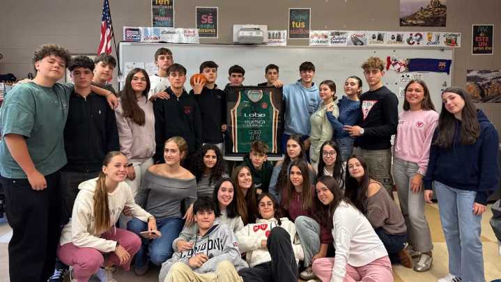 El colegio Santa Ana de Huesca y el instituto Masconomet Regional High School de Beverly, en Boston, intercambian vivencias