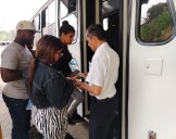 A regañadientes pagan alza de pasaje hacia Caracas