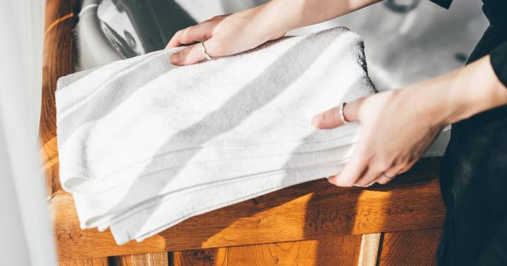 Make homes feel warmer with grandmother's simple towel method that costs nothing