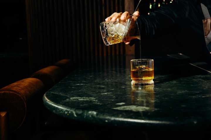 Neighborhood cocktail lounge Foxtail now serving North ...