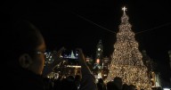 Valencia prepara la Navidad con un total de 45 árboles navideños y hasta 274 arcos luminosos por toda la ciudad