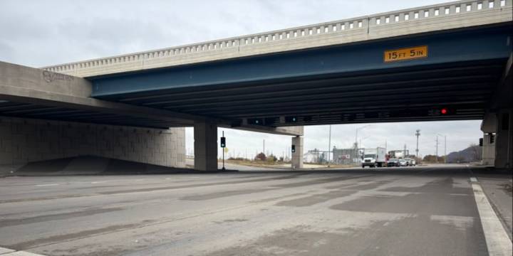 Police respond to major sideshow near Kansas City riverfront