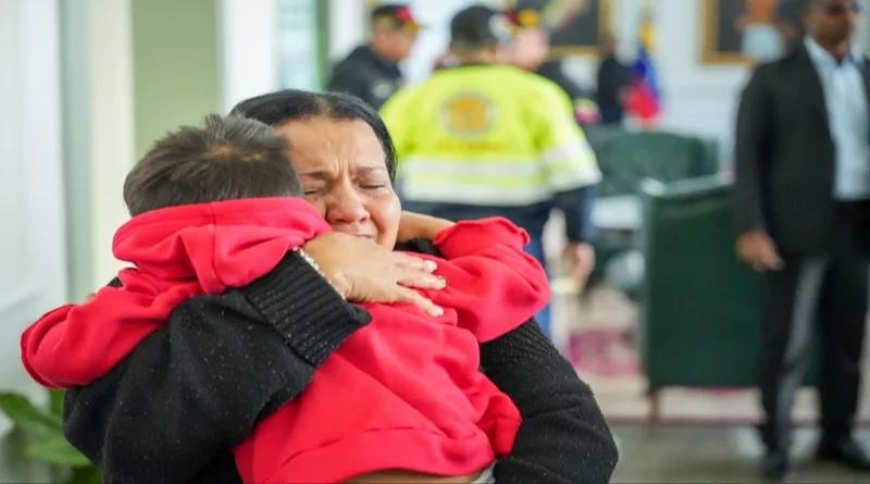 Un total de 175 venezolanos regresaron al país en el vuelo 92 de la Gran Misión Vuelta a la Patria
