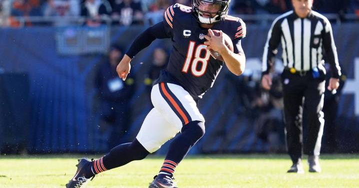 Caleb Williams throws for 3 TDs as Bears beat Steelers 31-28 with nemesis Aaron Rodgers sidelined