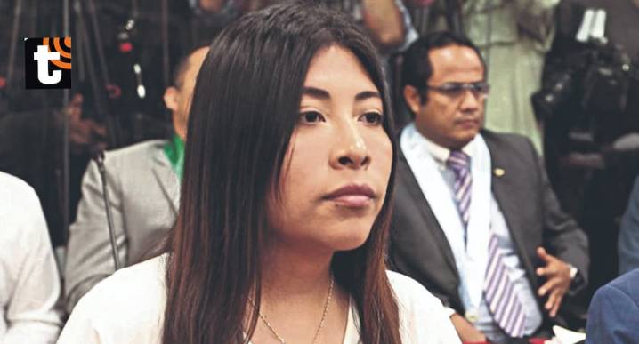 JOSÉ JERÍ · Betssy Chávez y Raúl Noblecilla en ‘Picotitos’ de El Búho