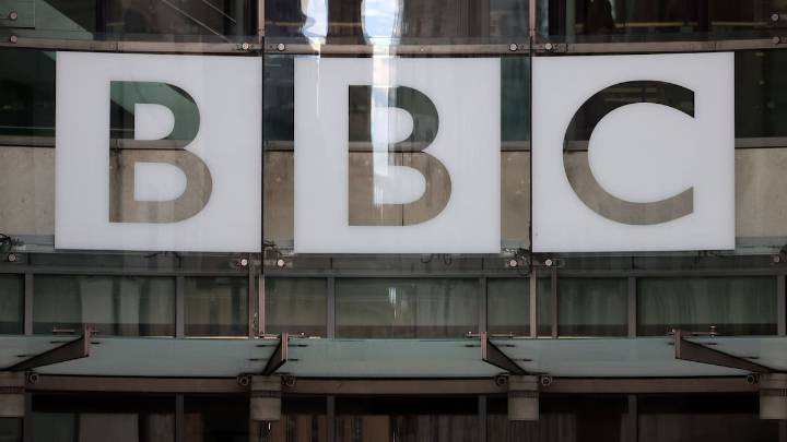 La BBC se disculpa con Trump por haber editado su discurso, pero rechaza compensarle económicamente
