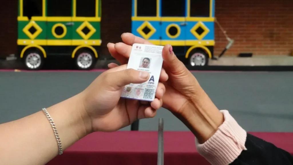 CDMX evalúa extender trámite de licencia de conducir permanente