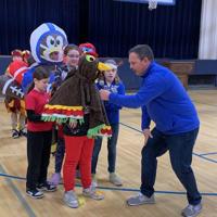 Belmont students focus on spirit of giving during Gobble Wobble events