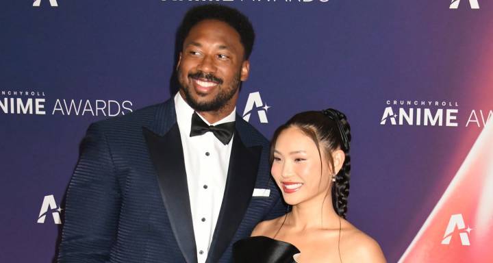 Chloe Kim & Myles Garrett Confirm Relationship with Kiss at Browns Game! | chloe kim, myles garrett 