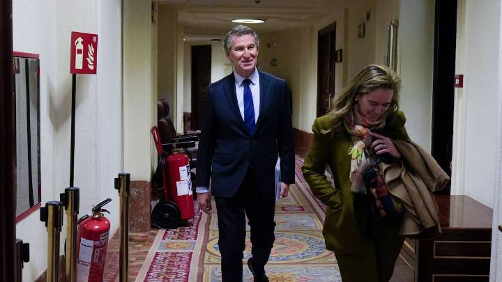 Feijóo denuncia el "bloqueo absoluto del Gobierno"