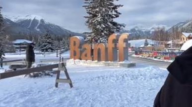 Hundreds evacuated in Banff after gas line cut