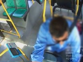 Video: el dramático momento en que un colectivo atropella y mata a una mujer en plena Avenida Corrientes