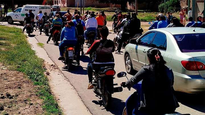 Desgarrador último adiós a Emilse Camila Barrera, la joven asesinada en Frías