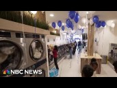 New NYC laundromat offers fresh spin on community