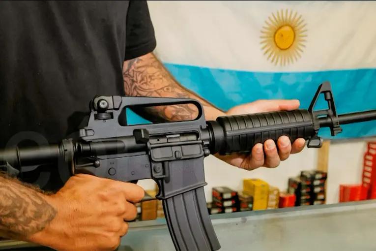 Armamento semiautomático para civiles: “El control es fundamental para evitar el uso indebido"