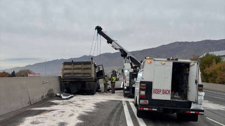 Delays expected on I-15 in Bountiful from dump truck crash