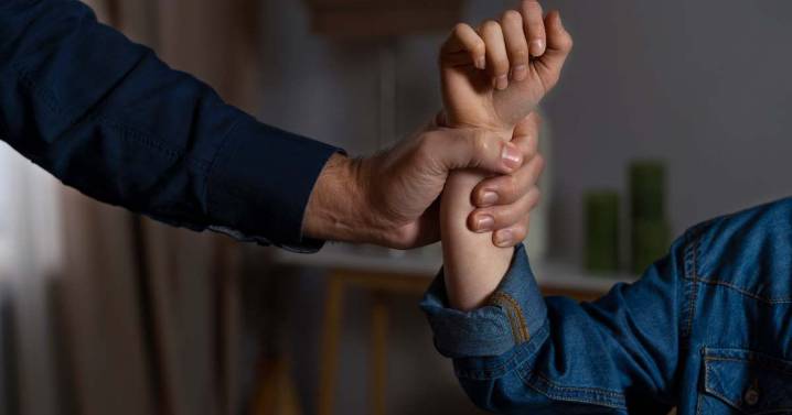 Son de Colombia: viajaron a otro país por ofertas laborales y cayeron en redes criminales que los engañaron