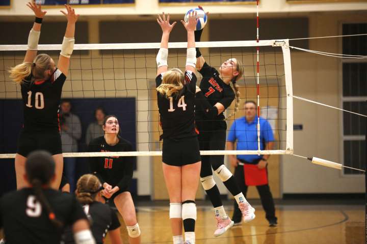 Grand Rapids swept out of state volleyball quarterfinals