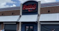 Bubba's 33 honors Veterans with free lunch on Veterans Day