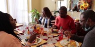Phoenix families share tips for navigating tough topics during Thanksgiving