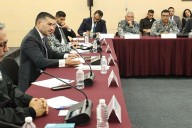 Gobierno federal y transportistas acuerdan reforzar seguridad en carreteras