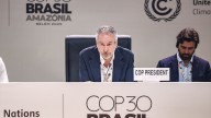 La COP30 cierra un acuerdo climático que deja fuera el fin de los combustibles fósiles tras la oposición firme de los países árabes