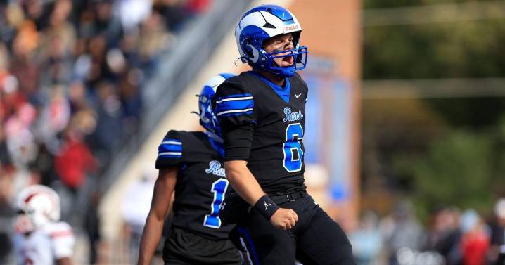 Ladue goes old school to beat MICDS in district opener