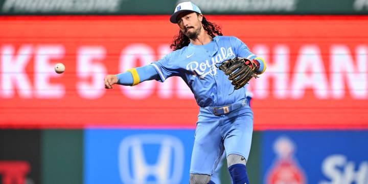 Jonathan India, Royals agree to contract for 2026