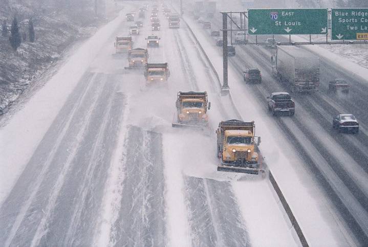 Missouri’s First Winter Storm Brings Slick Roads and Travel Warnings