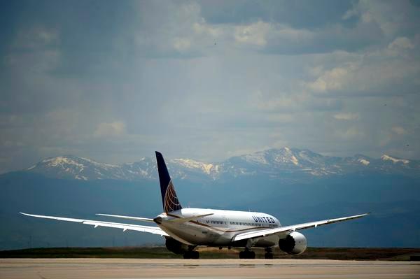 Colorado flight attendant sues United Airlines for sexual harassment