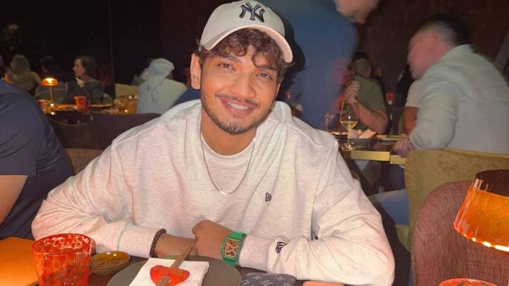 Munawar Faruqui flaunts luxurious watch worth Rs 2.8 crore