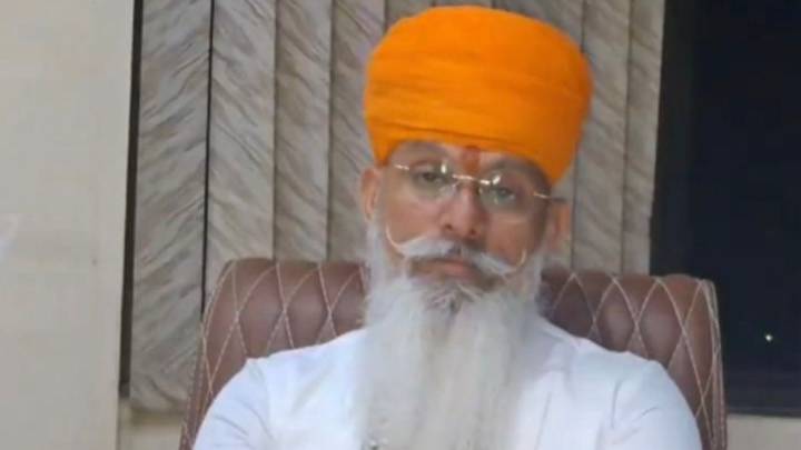 FIR against Kshatriya Karni Sena chief in Raipur for 'threatening' police