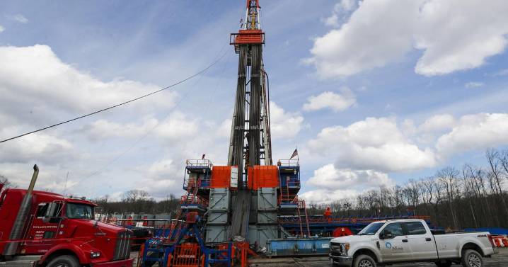 Democrats may sacrifice climate program to break Pennsylvania's budget impasse