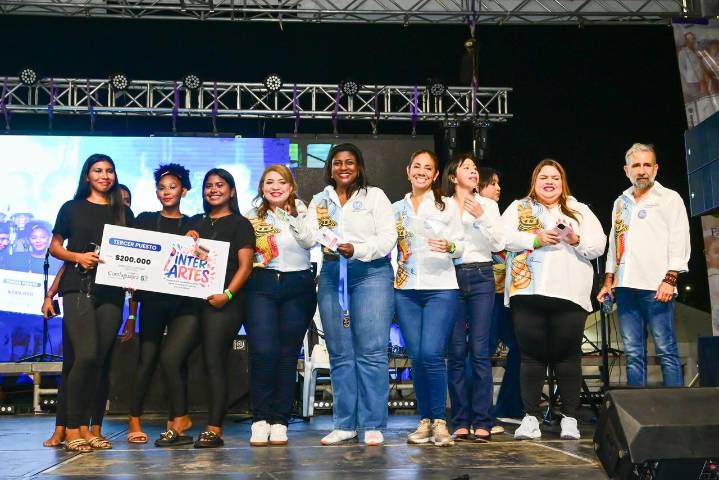 Comfaguajira impulsó cultura y bienestar en una clausura de InterArtes que resultó inolvidable