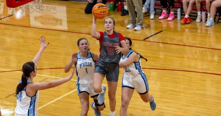 Panthers hold off Woodlawn at Du Quoin tourney