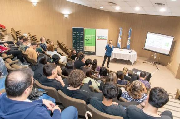 PAE y Neuquén cerraron una nueva edición de “Fullcoders” impulsando el talento digital en las aulas