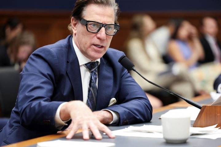 Acting head of FEMA leaves after short and troubled tenure