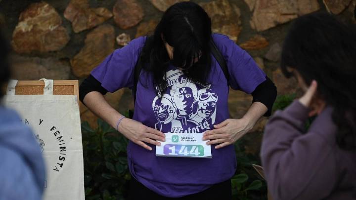 Badajoz se pone en marcha por ellas: V marcha solidaria de la asociación Victoria Kent