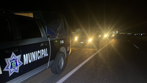 A punta de pistola, motociclistas le quitaron dinero y vehículo